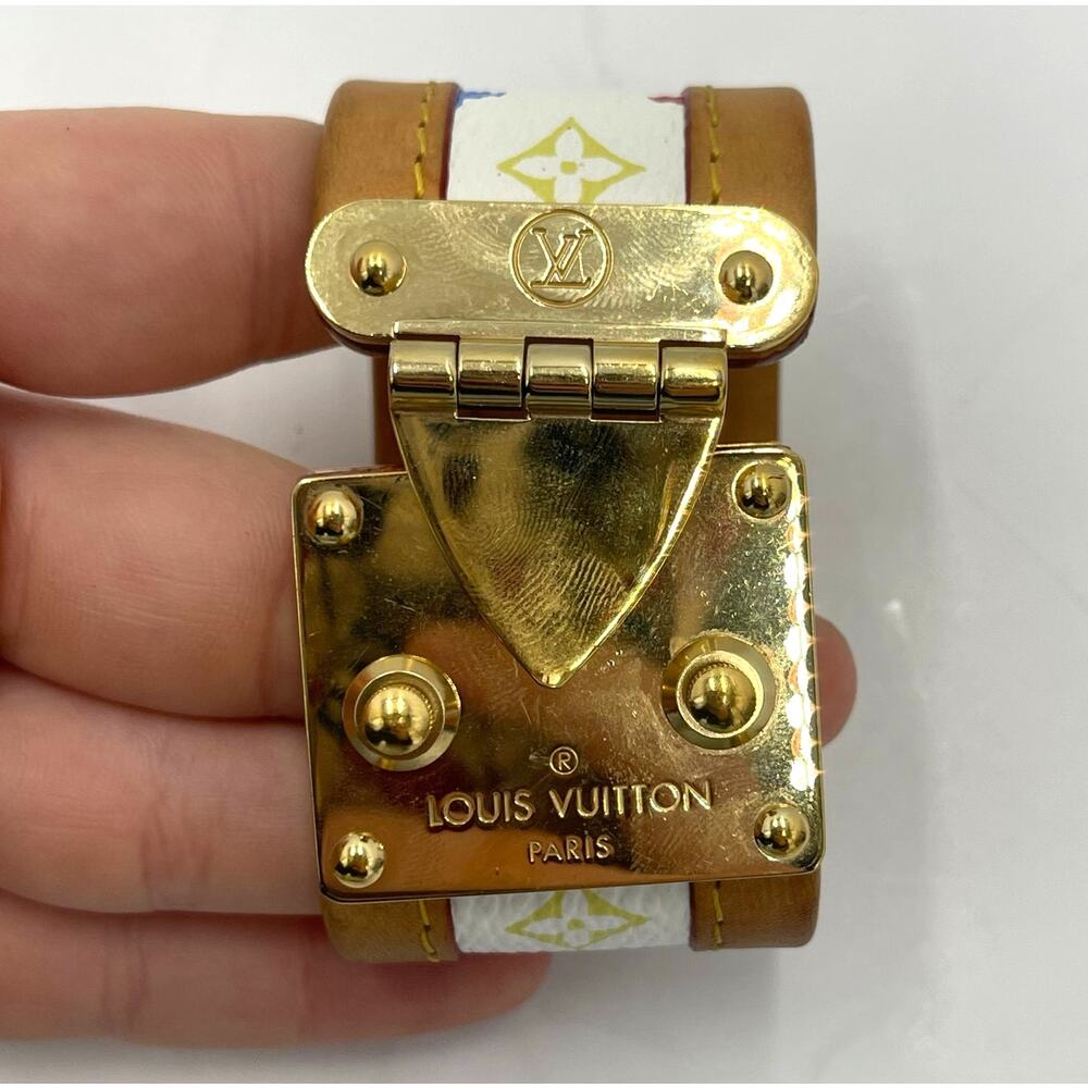 Louis Vuitton LV Womens Leather Logo Cuff Bracelet Gold Clasp w/Box & Dust Bag - Picture 3 of 14